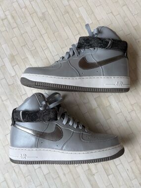 Nike Wmns Air Force 1 High 'Matte Silver' NEW with box 9.5